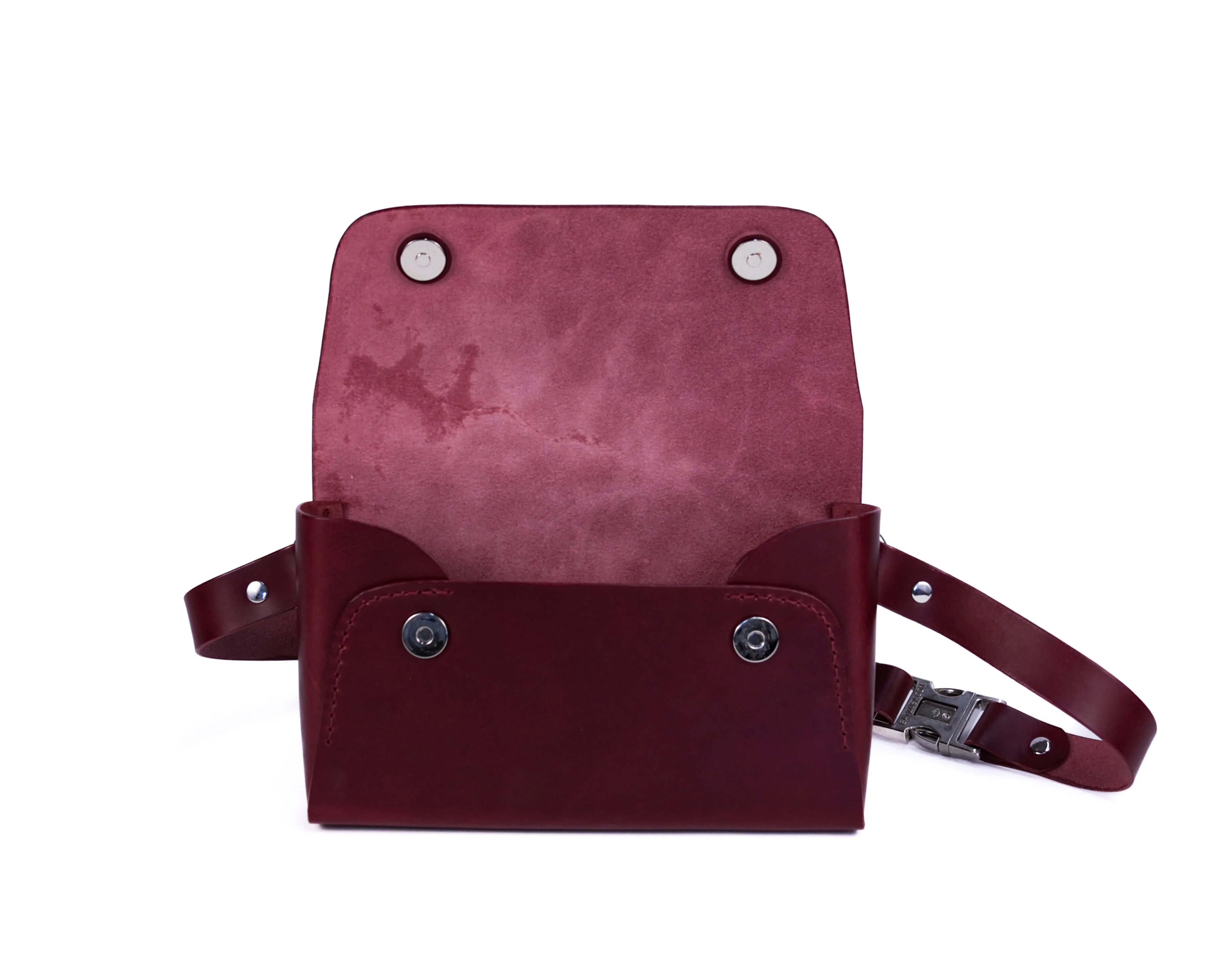 Carlile Sling Bag: Bordeaux