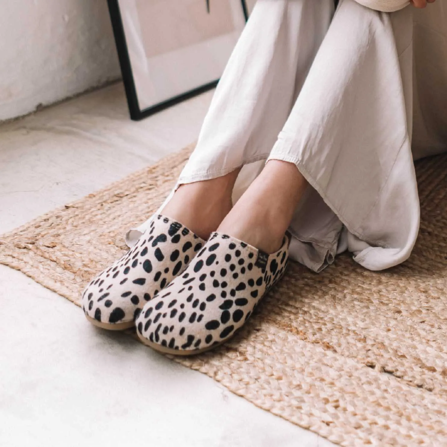 Felt Slippers with Polka Dot Pattern for Women - Maui-NM