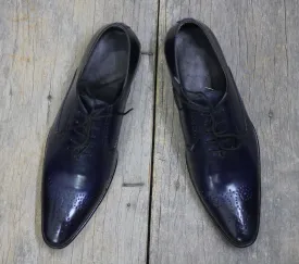 Handmade Whole Cut oxford Navy Blue pointed Toe Shoes