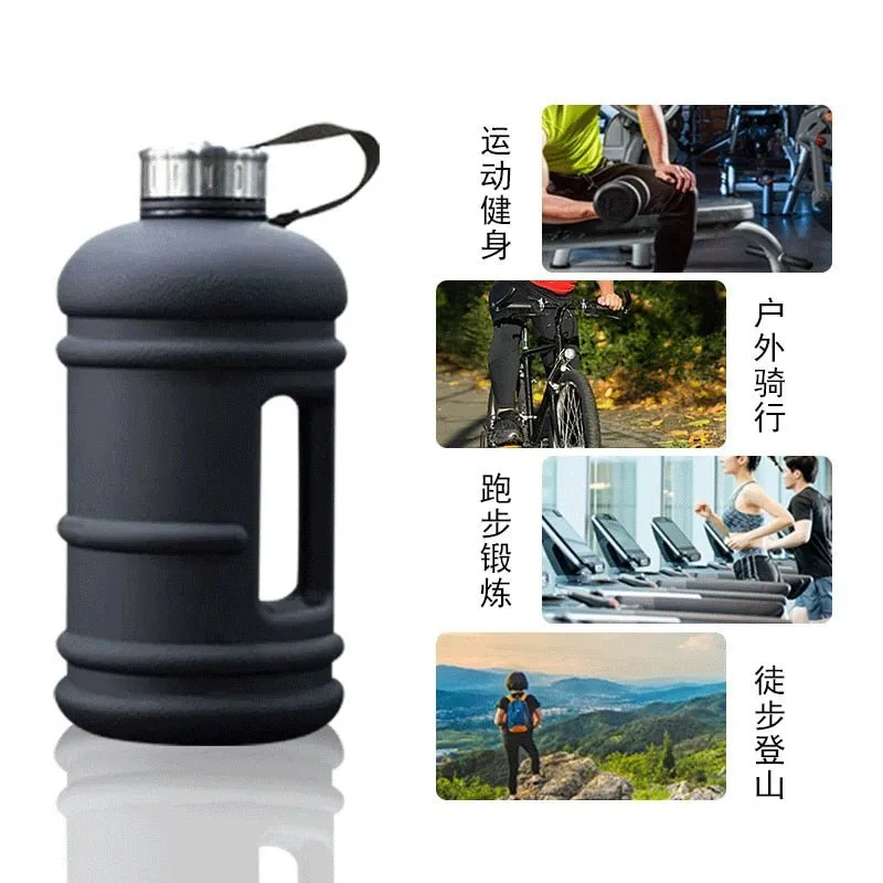 Large Capacity 2200Ml Plastic Sports Bottles Portable Outdoor Travel Cold Water Cup Fitness Gym Protein Shaker Water Bottle