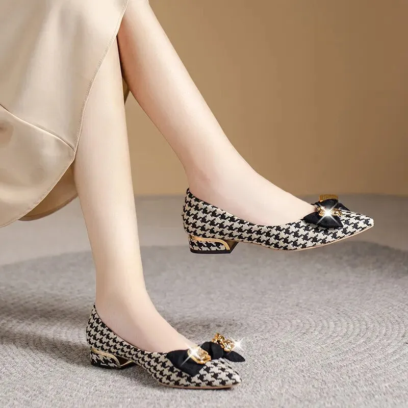 New Rivet Pointed Toe Shallow Women Shoe Spring/Autumn Loafers PU   Basic Flats Casual