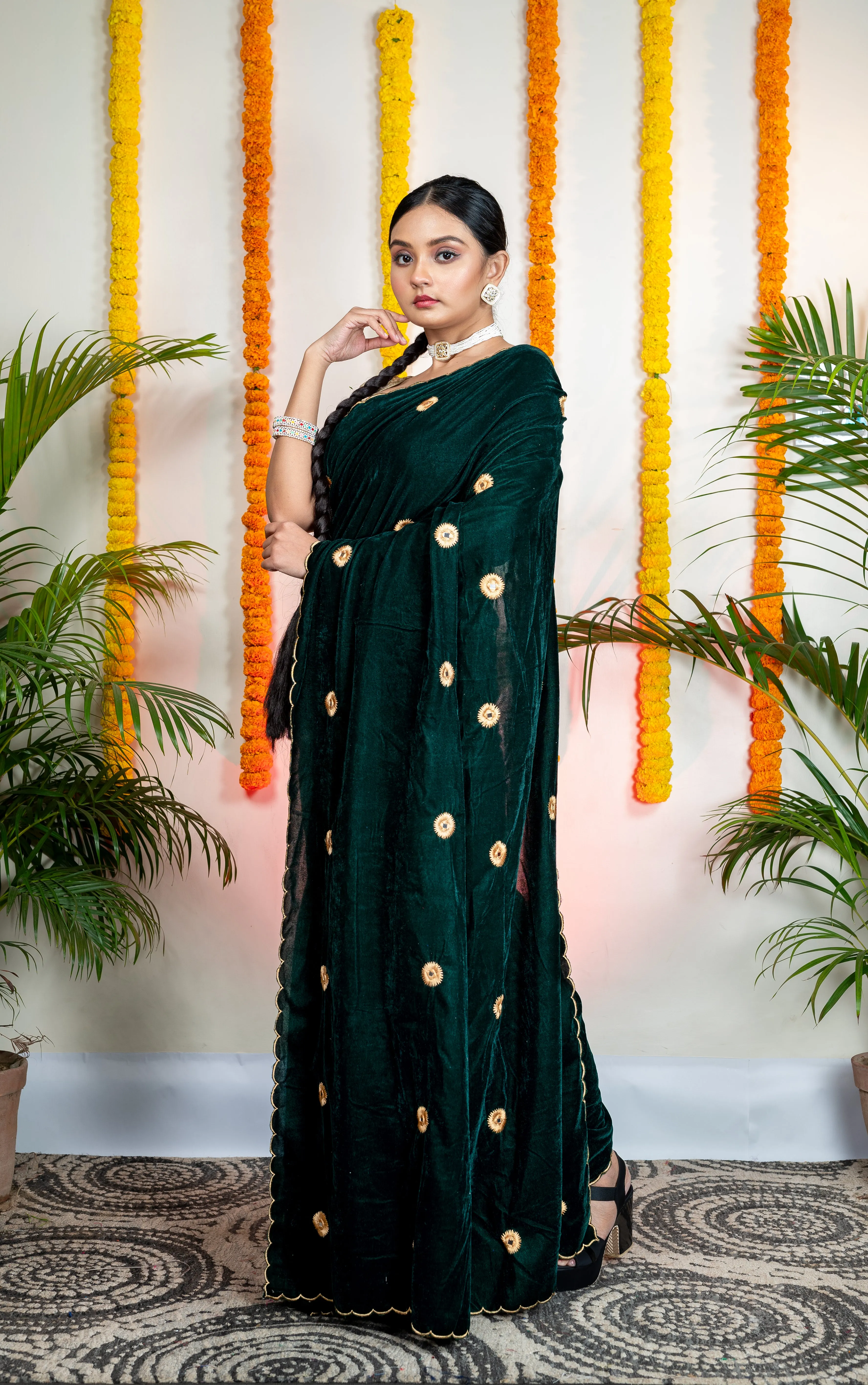 Women Dark Green Velvet Machine Embroidered Saree